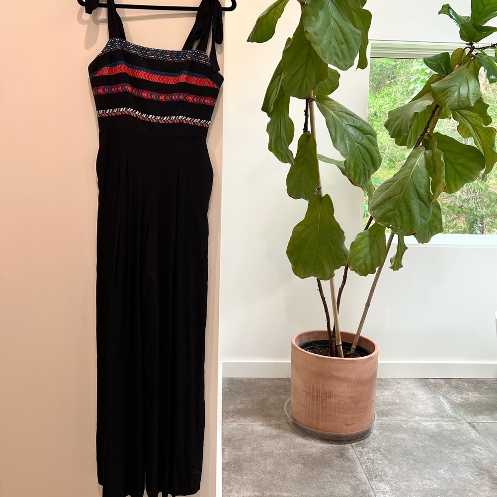 Black wide leg jumpsuit with thread detailing